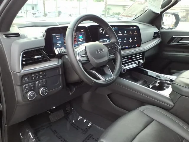 Used 2025 Black Chevrolet Z71 image 18