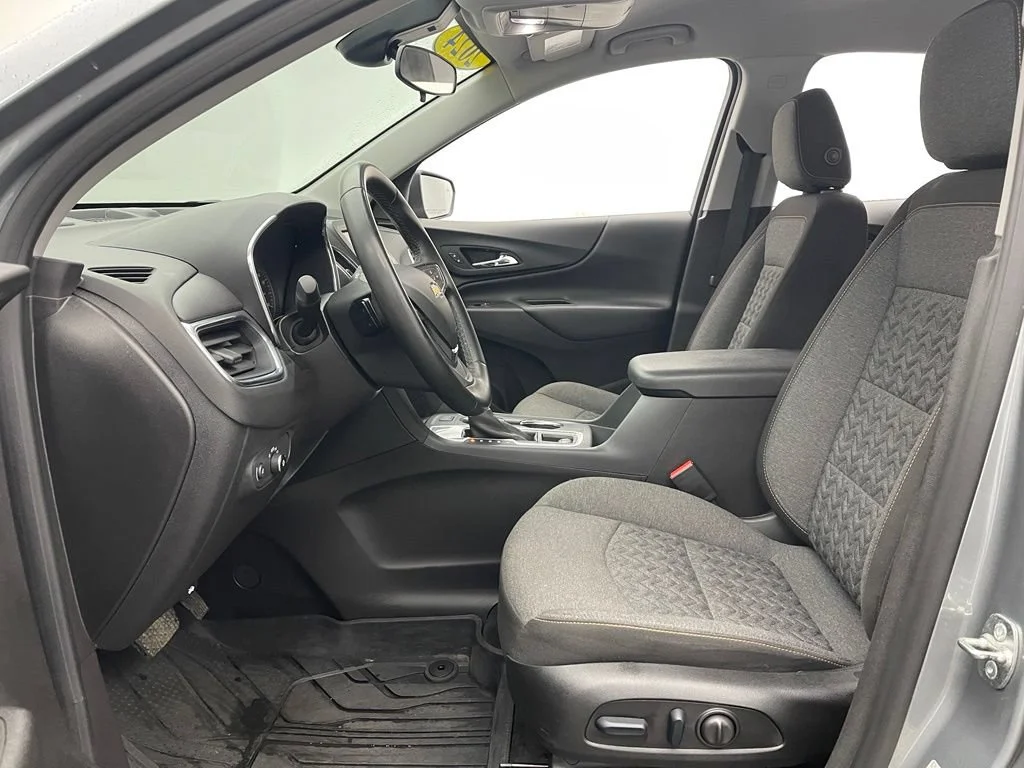 Used 2024 Sterling Gray Metallic Chevrolet LT image 17