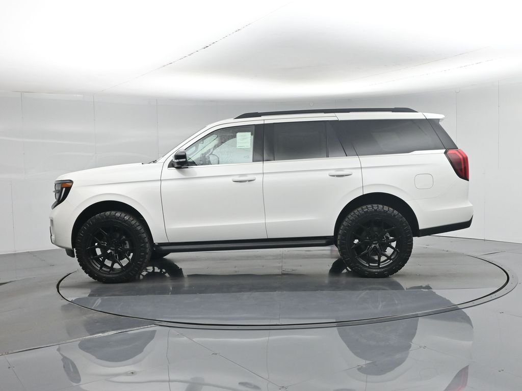 New 2026 Star White Metallic Tri-Coat Ford Active image 30