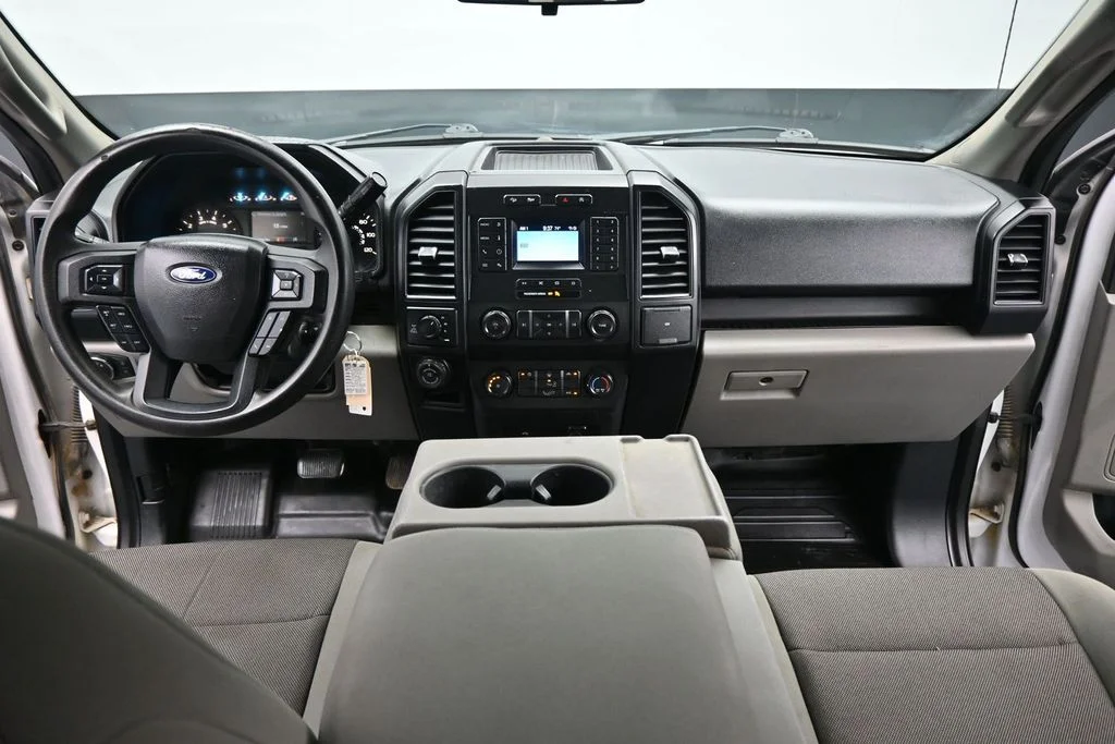 Used 2020 White Ford XL image 16