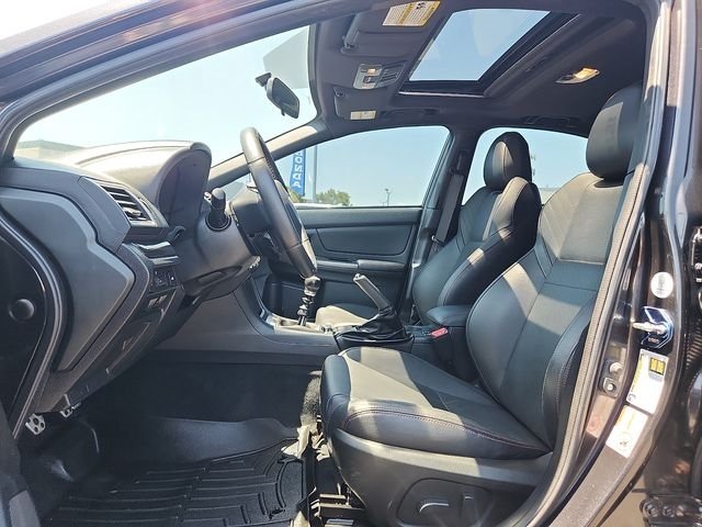 Used 2017 Dark Gray Metallic Subaru Limited image 13