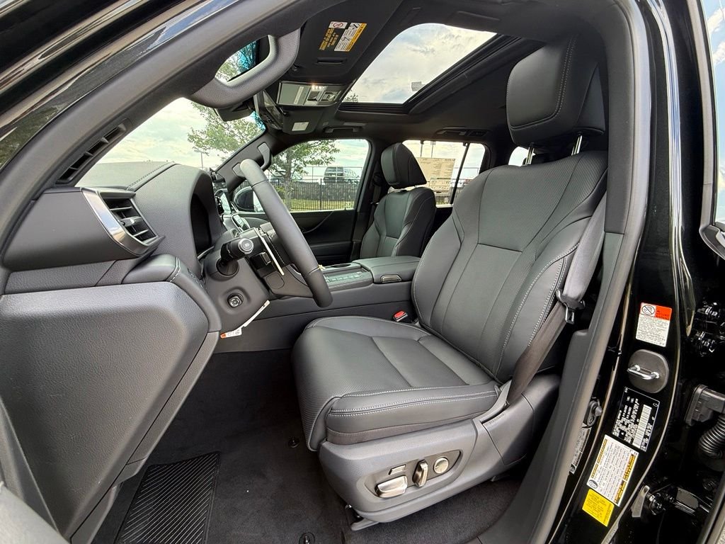 New 2026 Caviar Lexus LX 700h LUXURY image 5