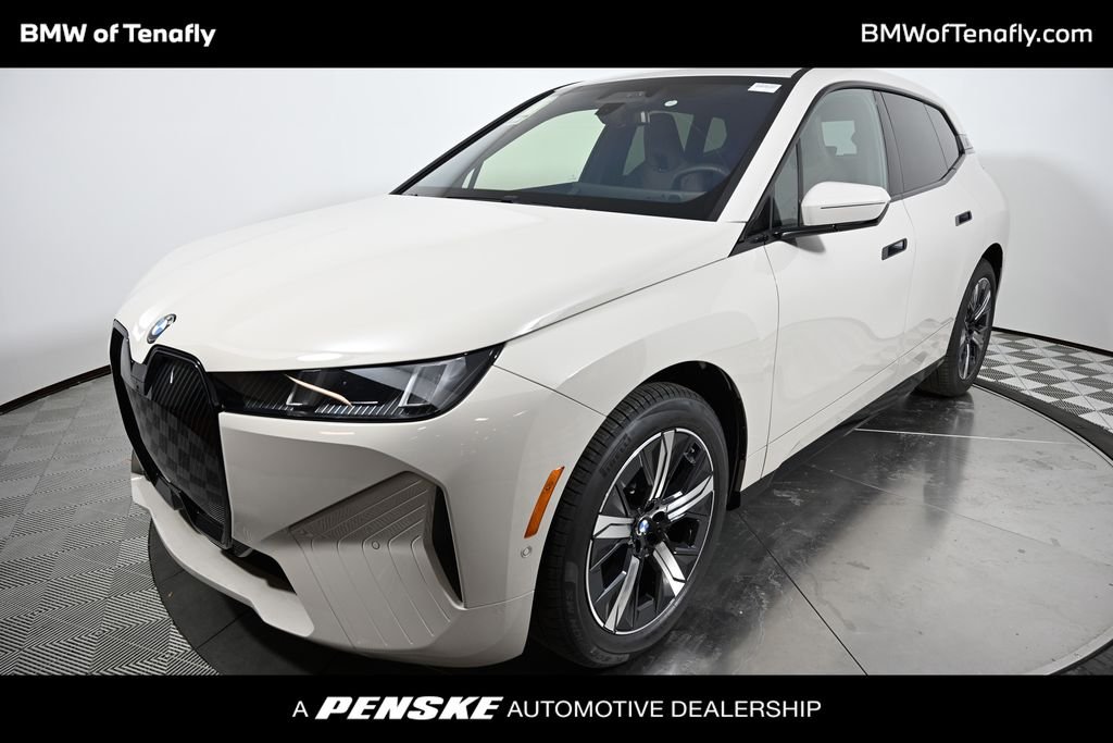 2026 BMW iX xDrive45's photo