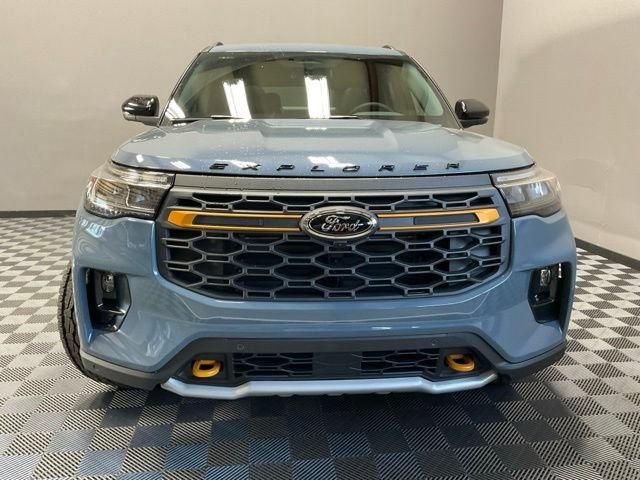 New 2026 Vapor Blue Metallic Ford Tremor® image 4