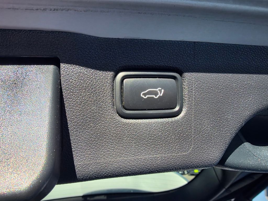 Used 2019 Silver Kia EX image 25