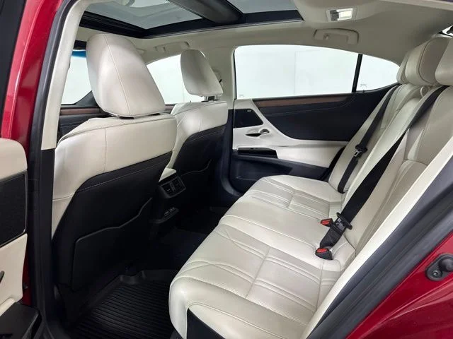 Used 2025 Matador Red Mica Lexus 350 Luxury image 12