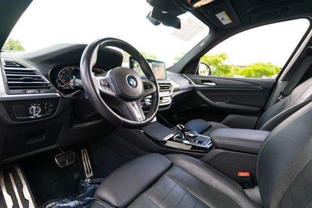 Used 2022 Blue Metallic BMW xDrive30i image 4