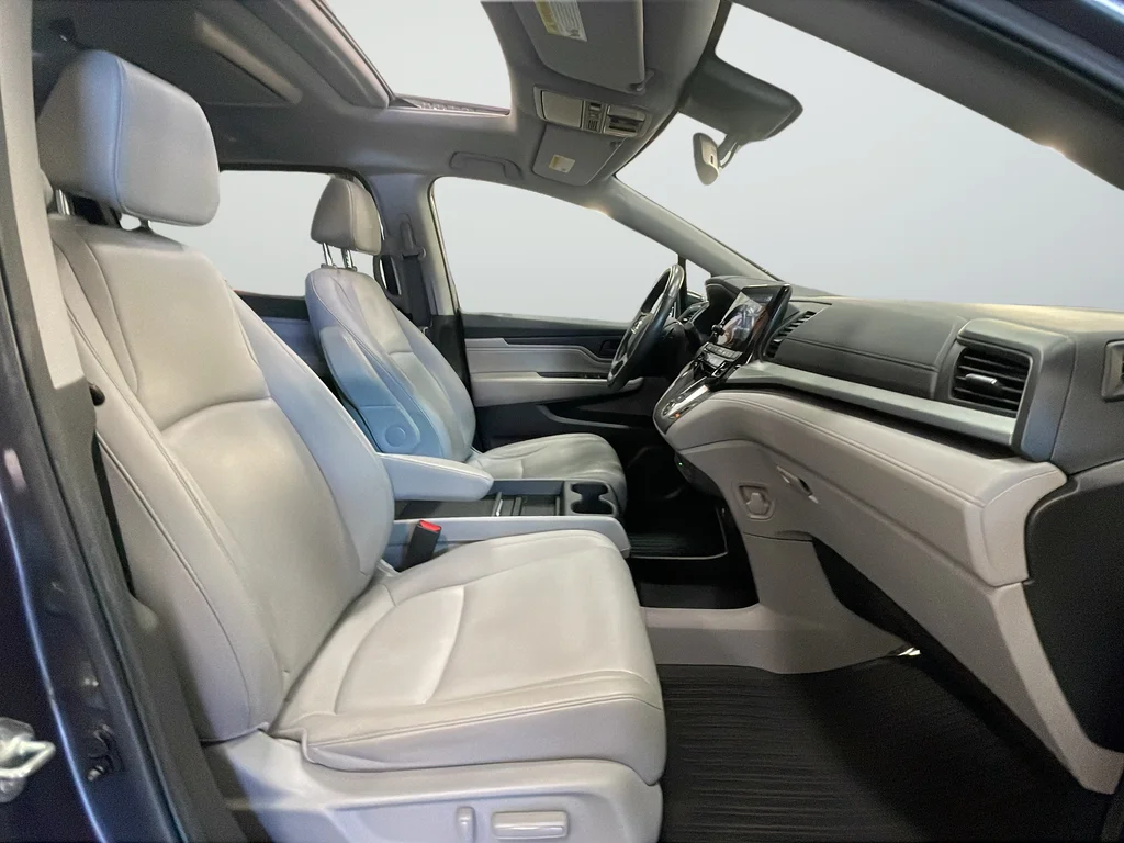 Used 2019 Gray Honda Touring image 27