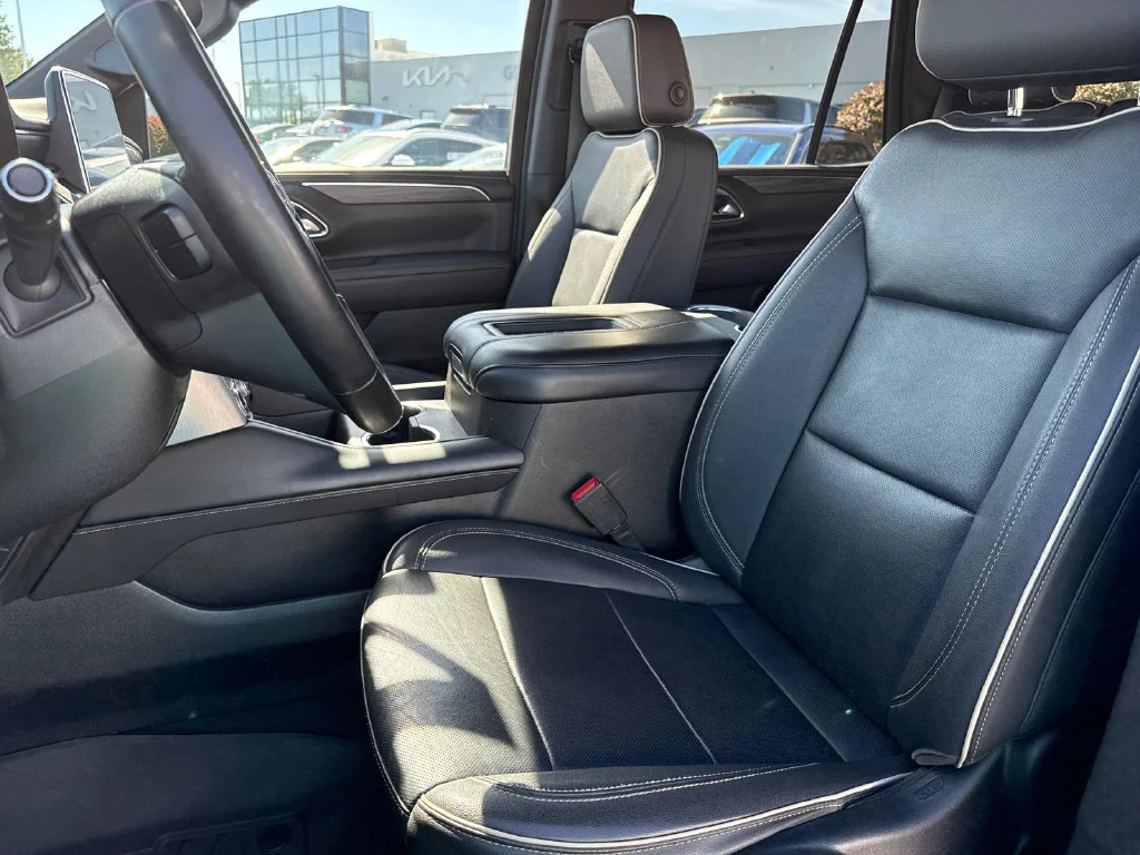 Used 2024 Summit White GMC SLT image 15