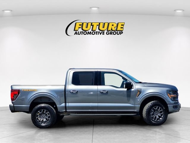 Used 2025 Gray Ford Tremor image 3