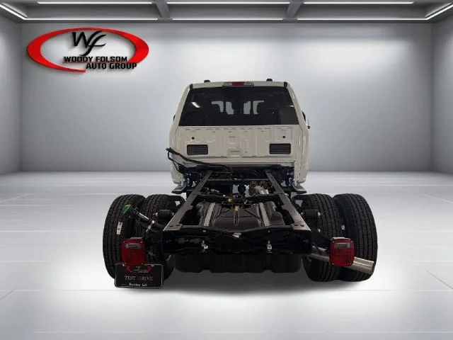 New 2027 Oxford White Ford F-350® XL image 23