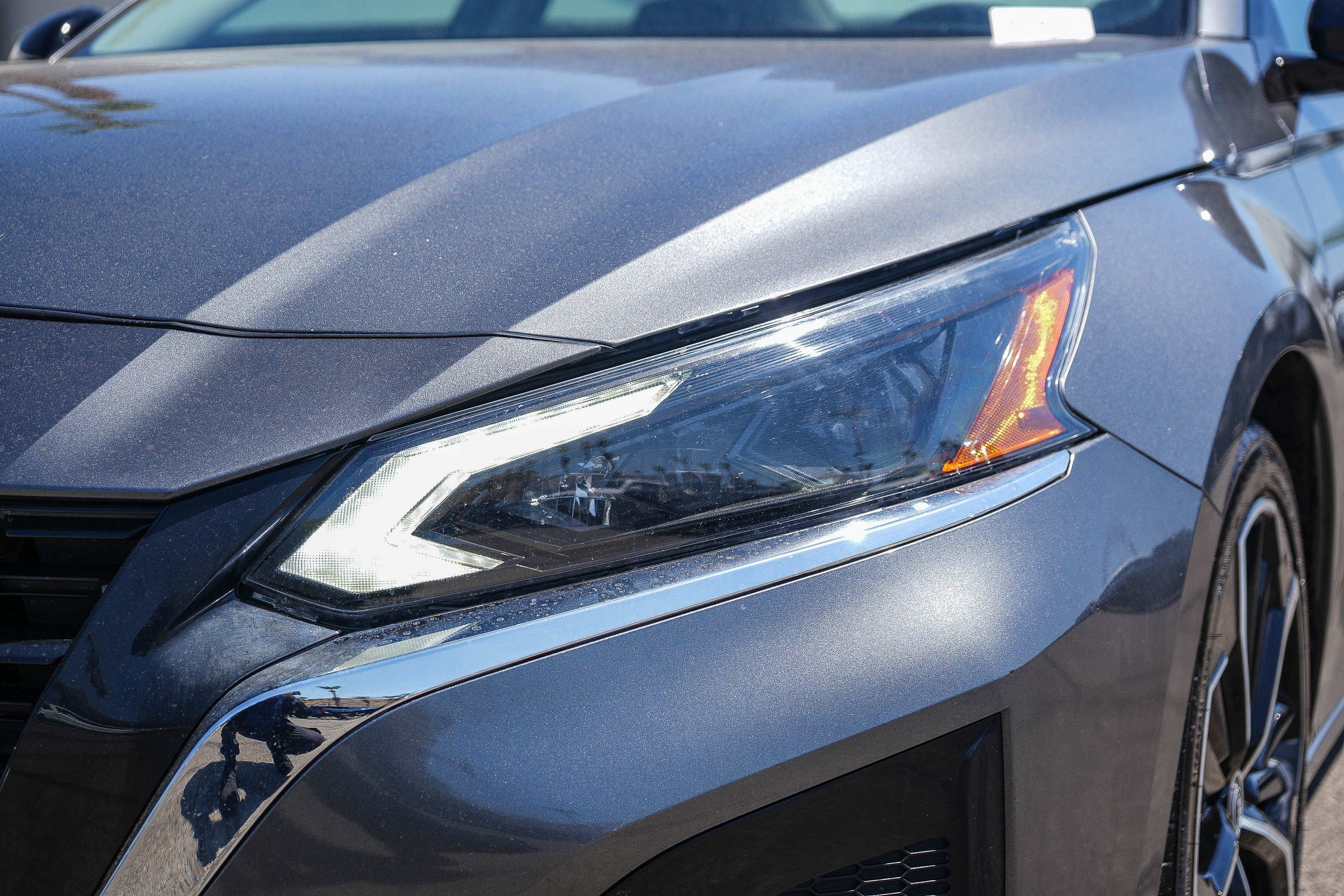 Used 2024 Gun Metallic Nissan 2.5 SR image 10