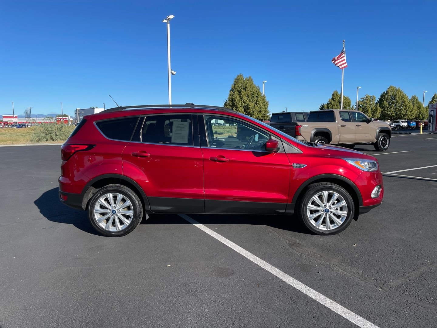 Used 2019 Ford Escape SEL with VIN 1FMCU9HD5KUA55564 for sale in Union Gap, WA