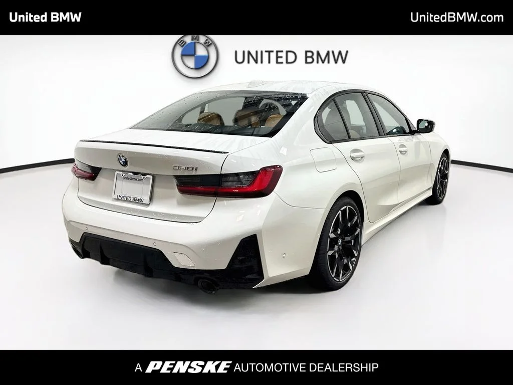 New 2026 Alpine White BMW 330i image 5