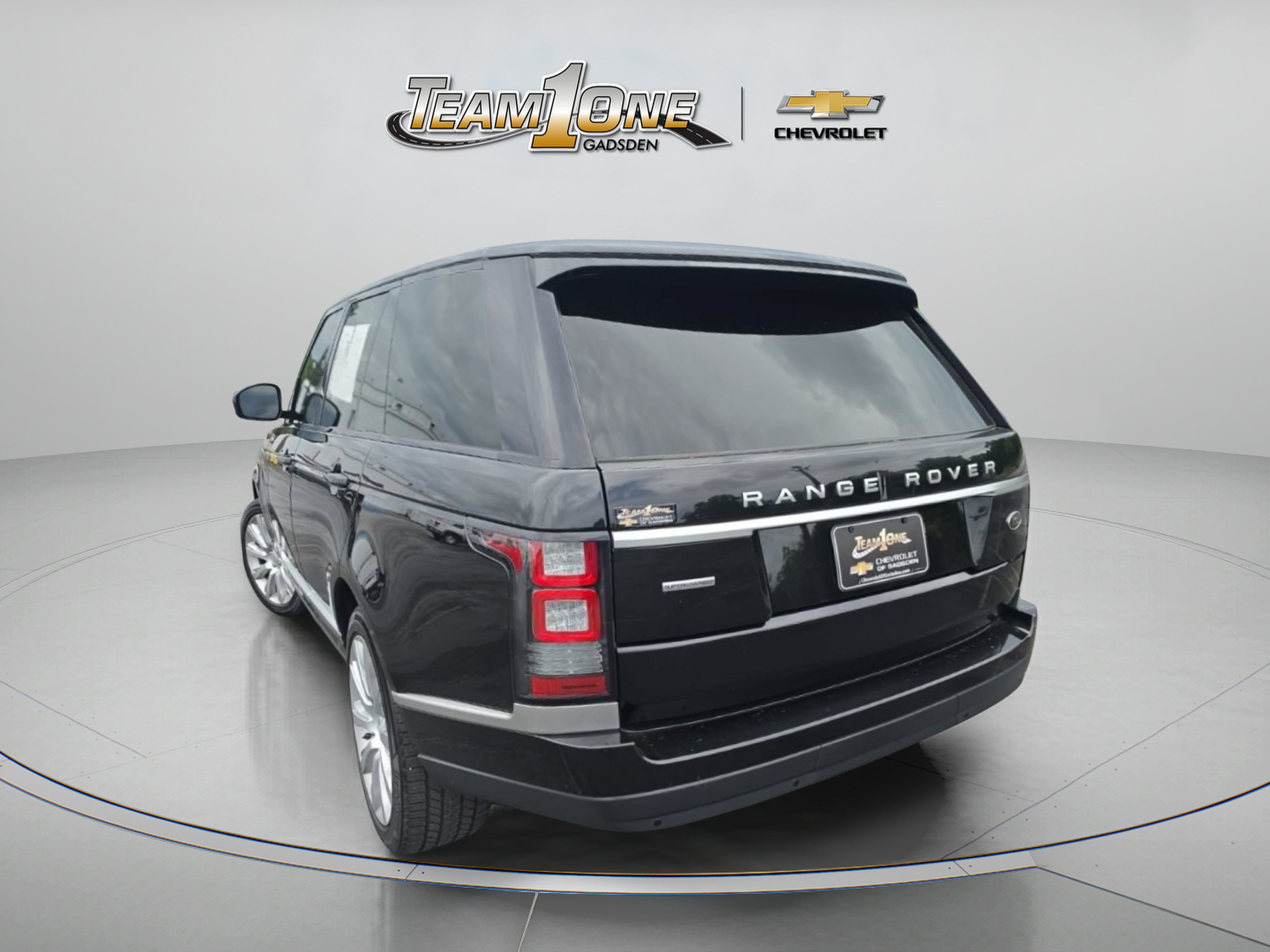 Used 2015 Santorini Black Metallic Land Rover Supercharged image 5