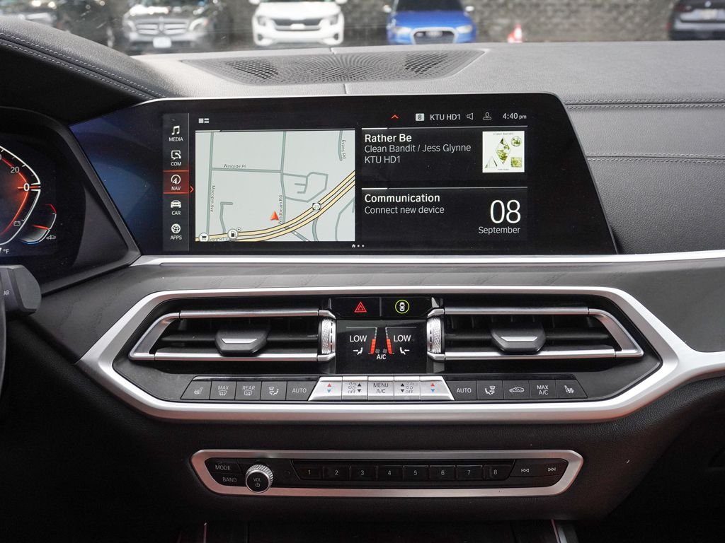 Used 2022 Gray BMW xDrive40i image 52