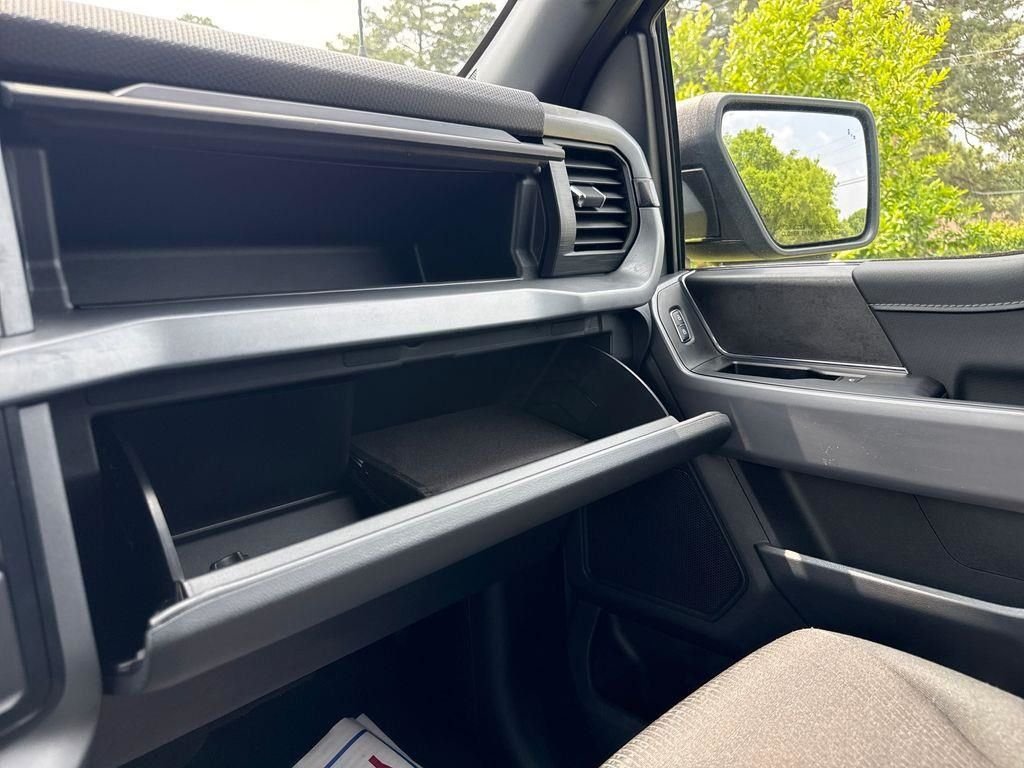 New 2026 Agate Black Metallic Ford XLT image 50