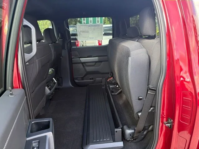 New 2026 Ruby Red Metallic Tinted Clearcoat Ford XLT image 50
