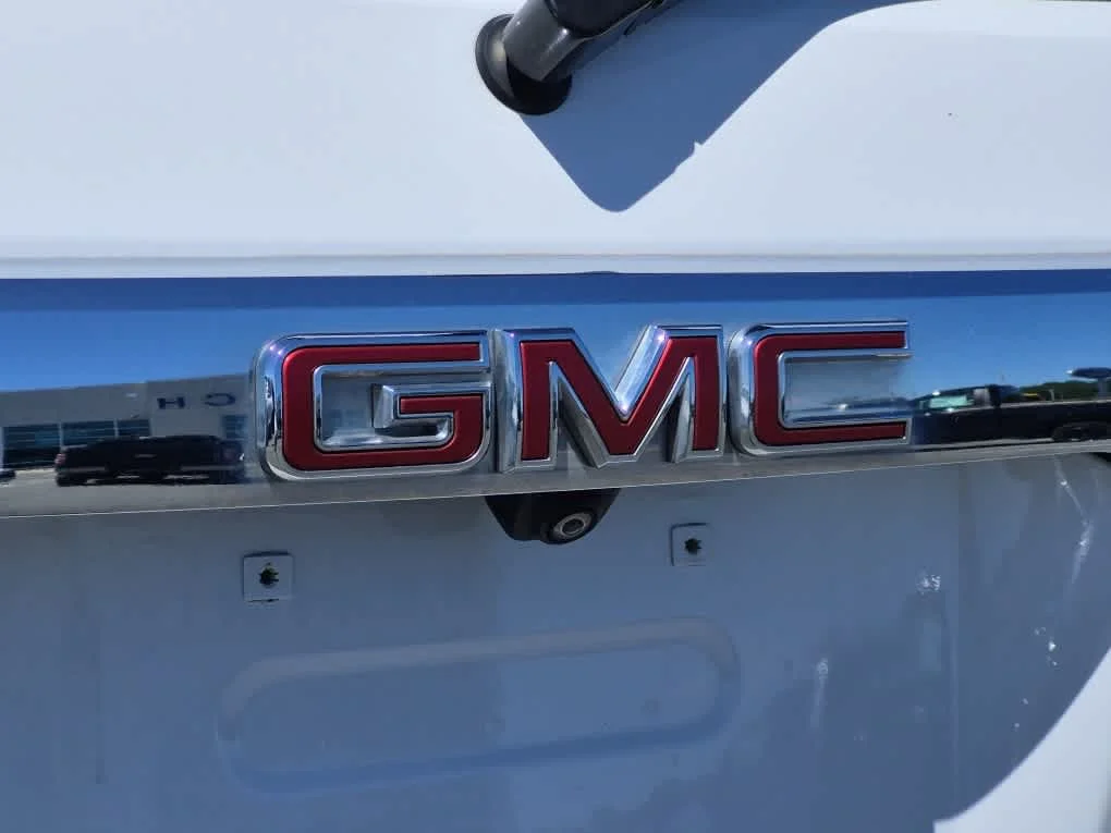 Certified Used 2021 Summit White GMC SLT image 24