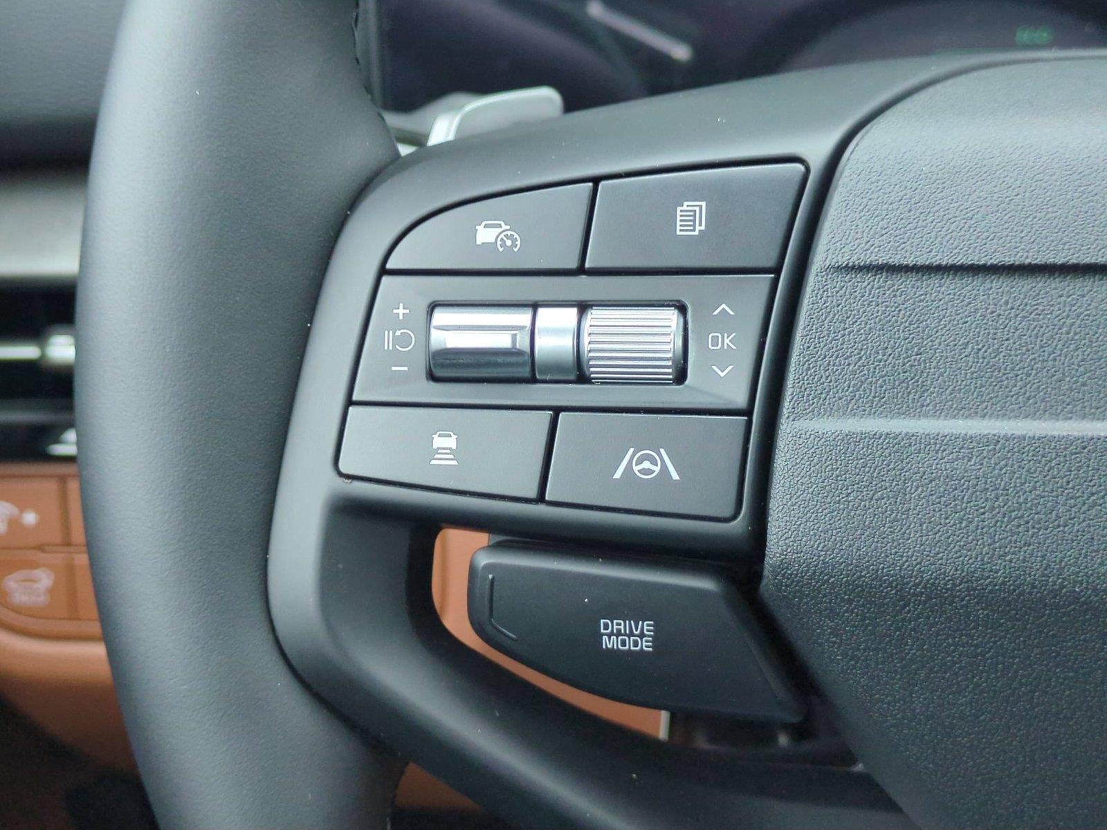 New 2027 WOLF GRAY KIA  image 18
