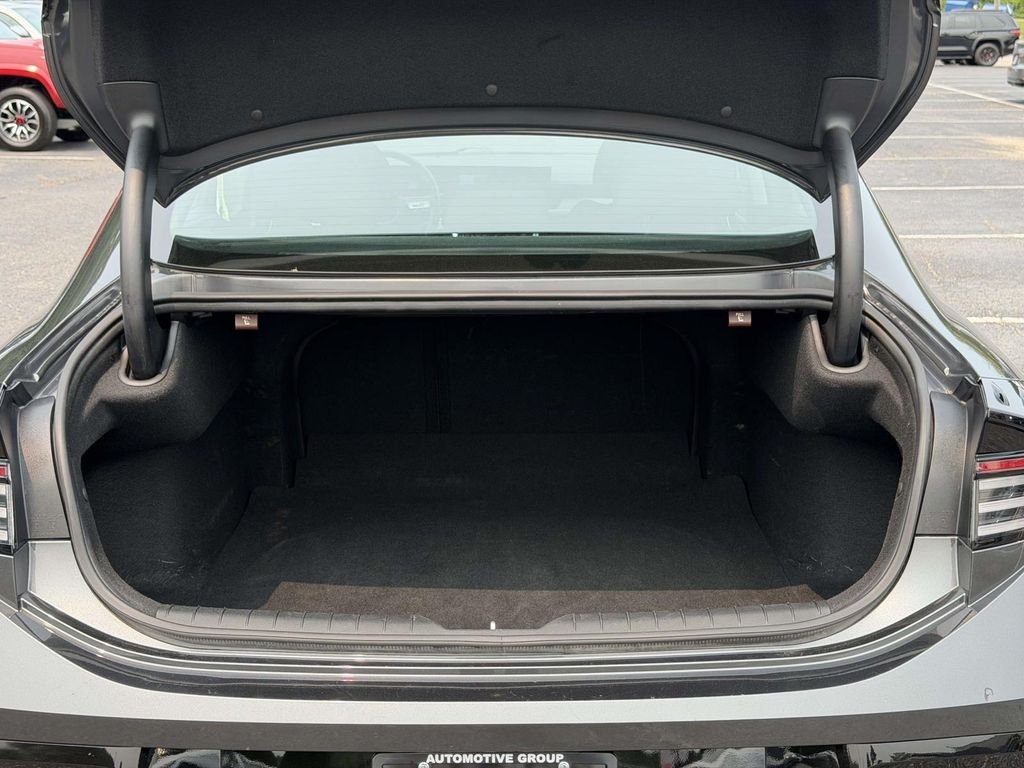 Used 2025 Gray Hyundai SEL image 14