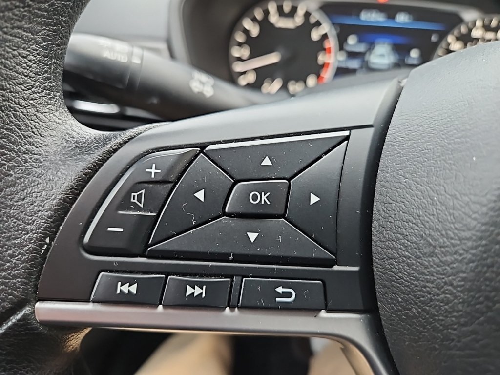 2024 Nissan Altima SV - Photo 12