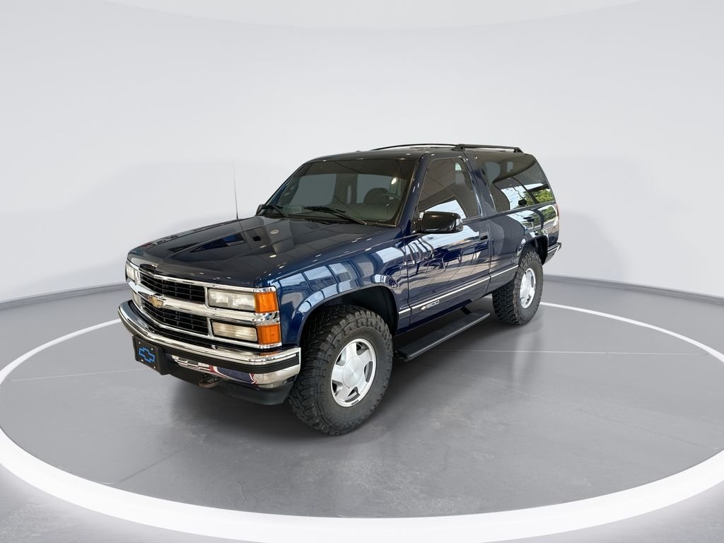 Used 1995 Blue Chevrolet Base image 4
