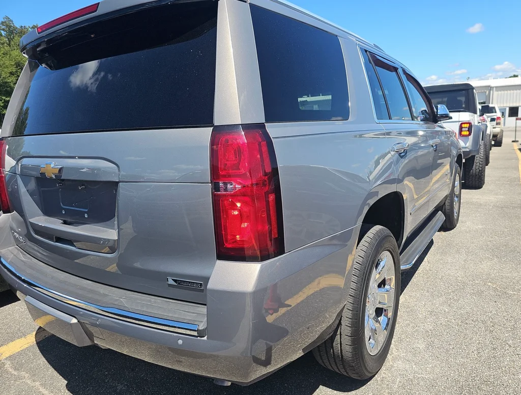 Used 2018 Gray Chevrolet Premier image 2