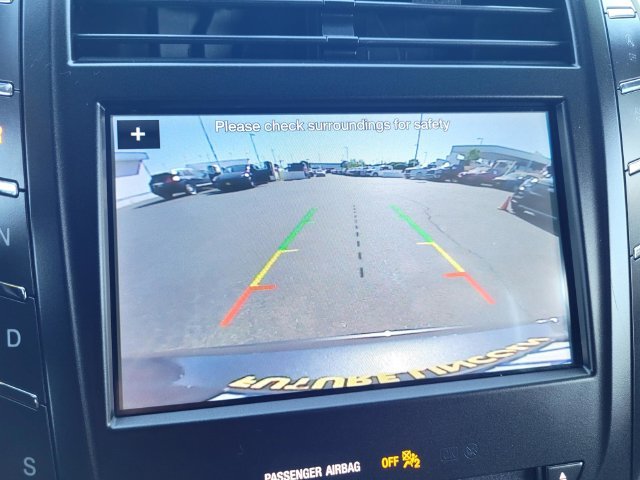 Used 2019 Gray Lincoln Select image 17