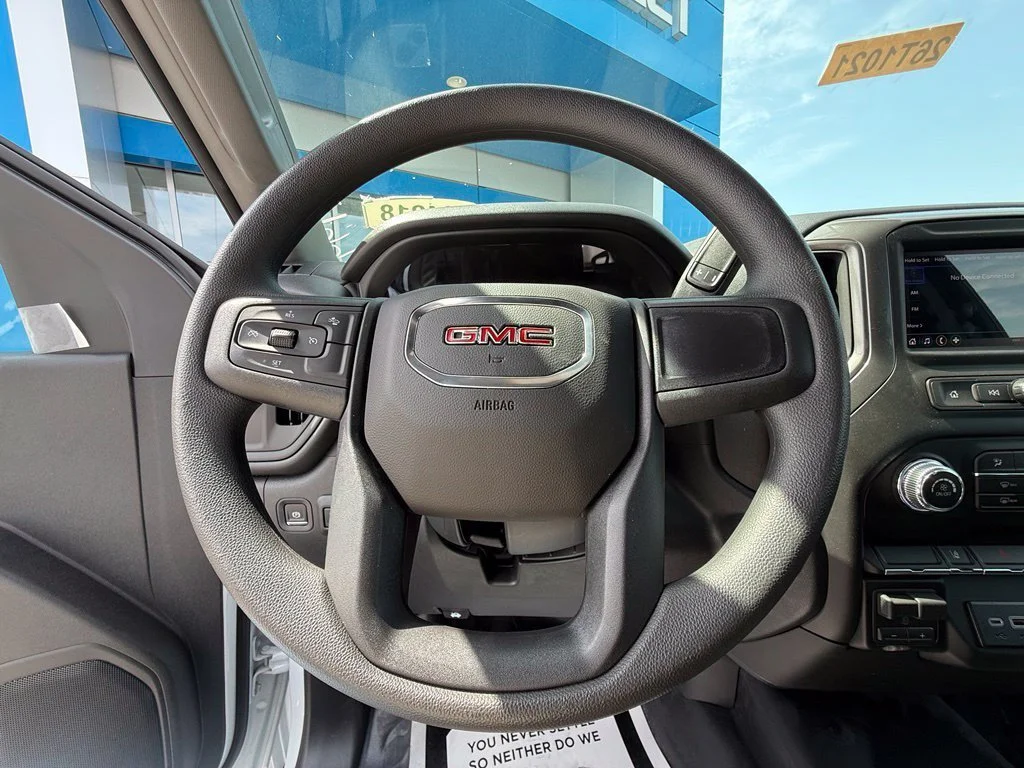 New 2026 Summit White GMC Pro image 21