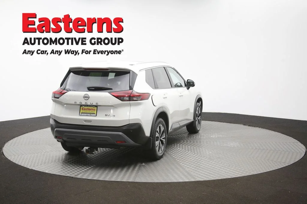 Used 2023 White Nissan SV image 43