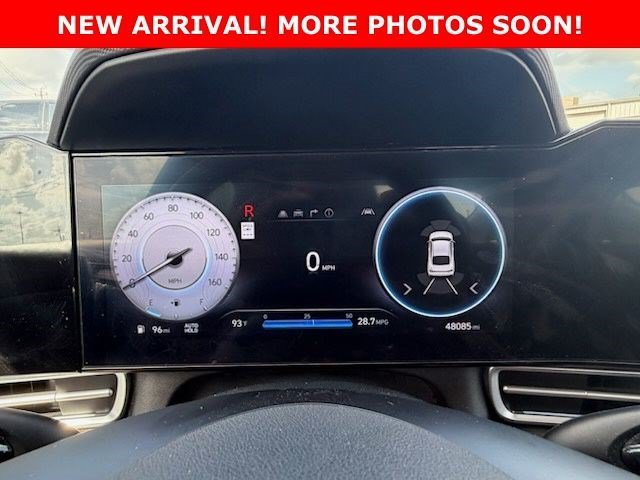 Used 2024 Fluid Metal Hyundai Limited image 7