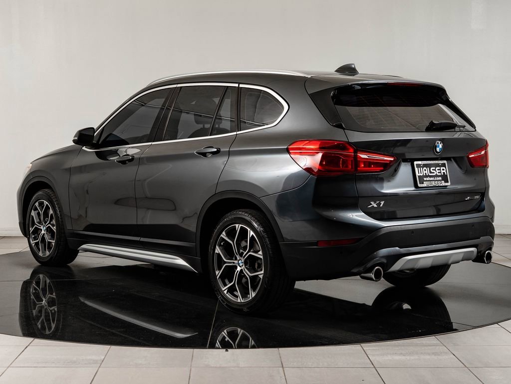 Used 2021 Mineral Gray Metallic BMW xDrive28i image 6