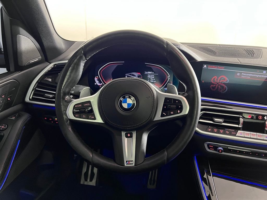 Used 2021 White BMW xDrive40i image 21