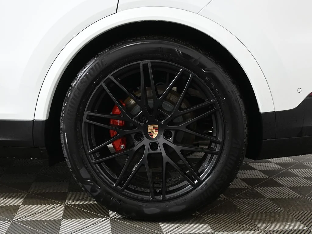 New 2026 White Porsche S image 12