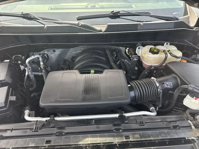 Used 2021 Black Chevrolet Custom image 19