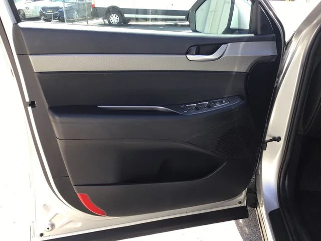 Used 2024 Silver Hyundai SEL image 10
