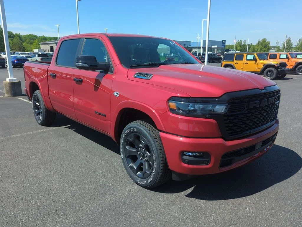 New 2026 Molten Red Pearl-Coat Exterior Paint RAM Big Horn/Lone Star image 2