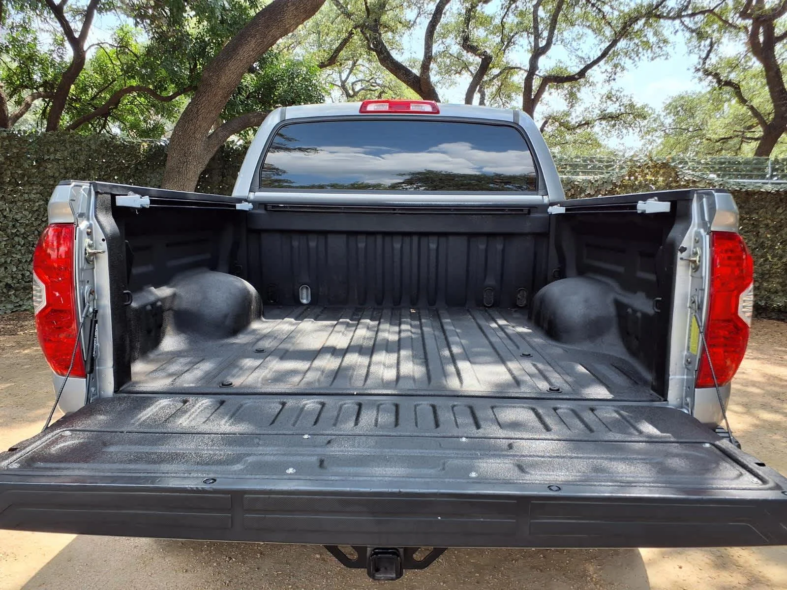 Used 2016 Silver Sky Metallic Toyota LTD image 30