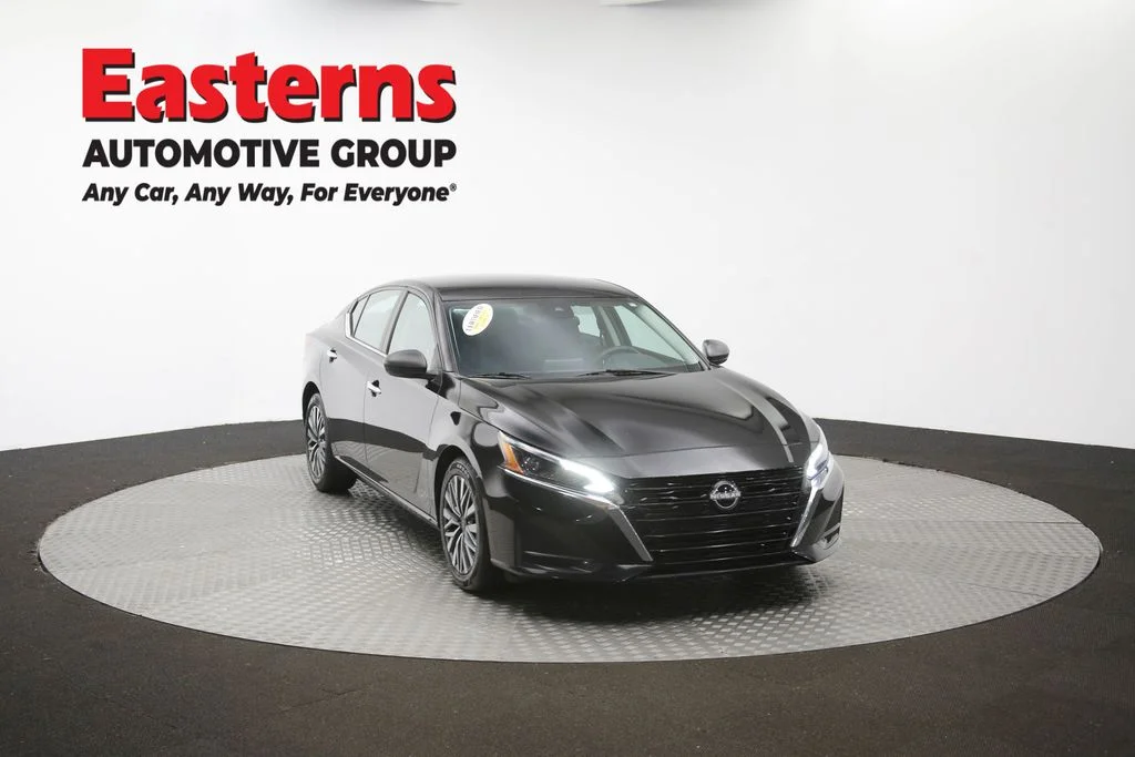Used 2024 Black Nissan 2.5 SV image 50
