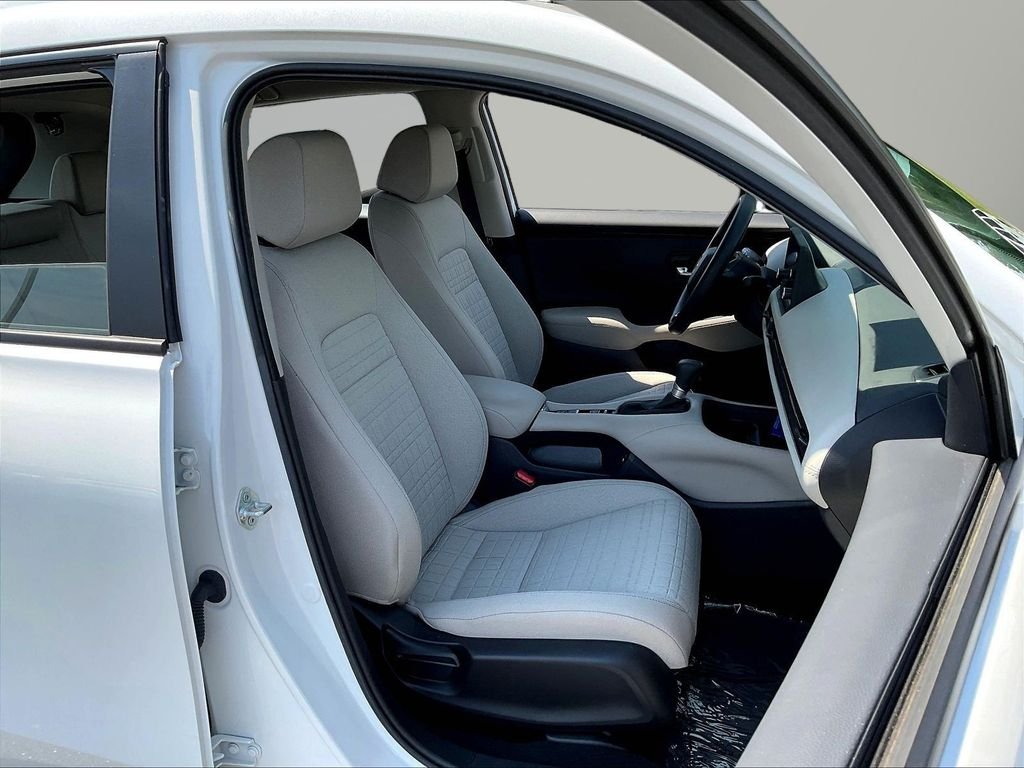 Used 2024 White Honda LX image 29