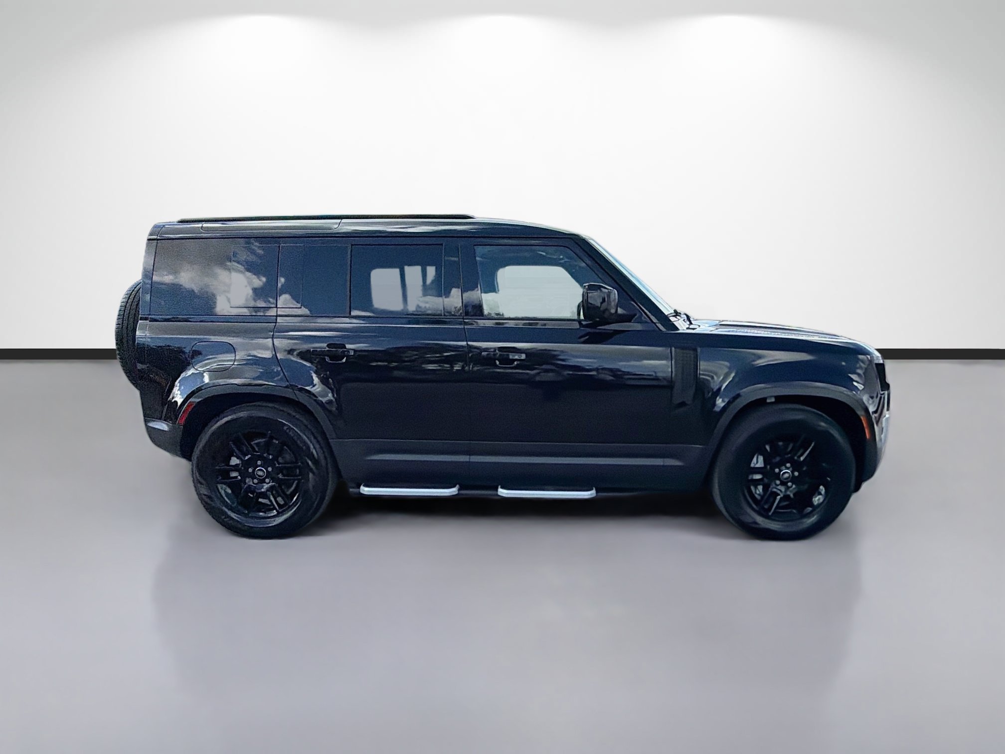 Certified Used 2025 Santorini Black Metallic Land Rover S image 6