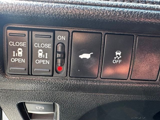 2025 Honda Odyssey Sport L - Photo 24