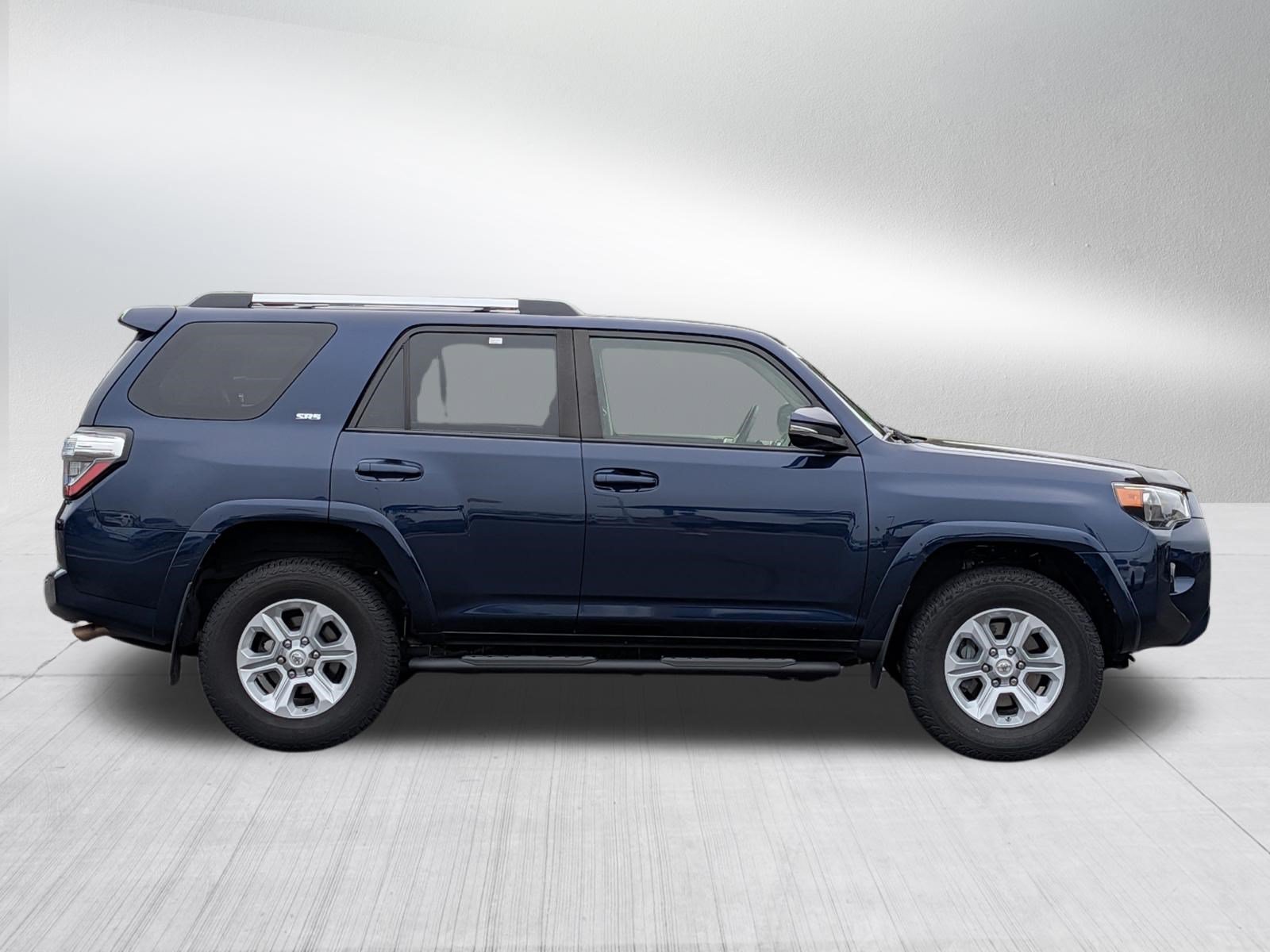 Certified Used 2019 Nautical Blue Metallic Toyota SR5 Premium image 8