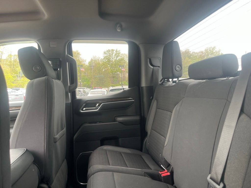 2023 GMC Sierra 1500 SLE - Photo 17