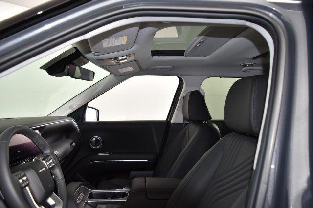 New 2026 Gray Hyundai SEL Premium AWD image 60