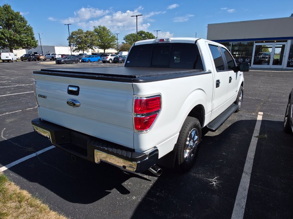 Used 2013 Oxford White Ford XLT image 4