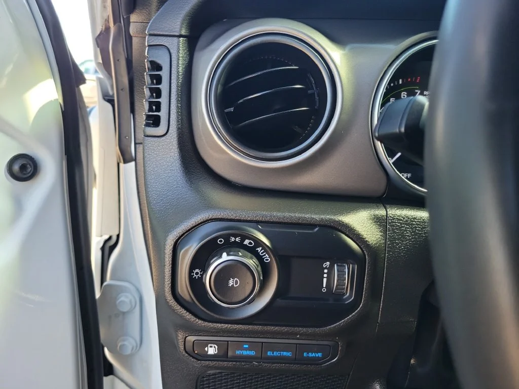 Certified Used 2023 White Jeep Willys 4xe image 33