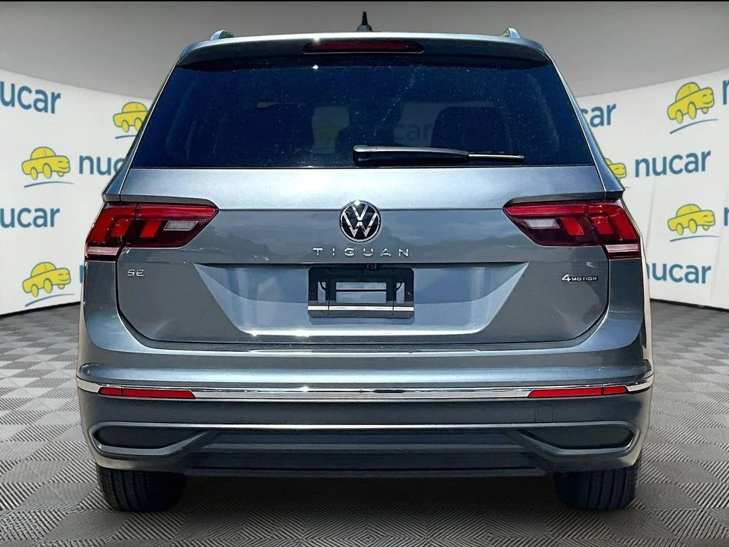 Used 2024 Gray Volkswagen 2.0T SE image 5