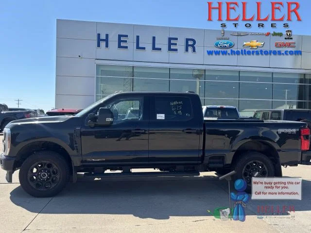 Used 2026 Agate Black Metallic Ford LARIAT image 1